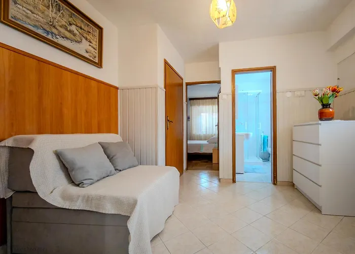 Hisa Emiliano Istrski Podezelski Oddih - Casa Emiliano Istrian Countryside Escape * Padna